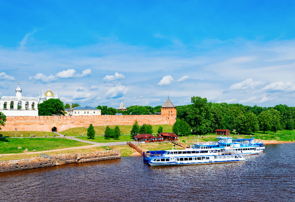 тур в великий новгород из москвы. великий новгород экскурсии по городу. великий новгород старая русса валдай экскурсия. валдайский иверский монастырь. тур в великий новгород из москвы.