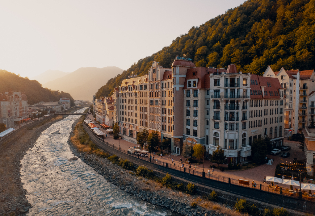 Отель "Golden Tulip" |