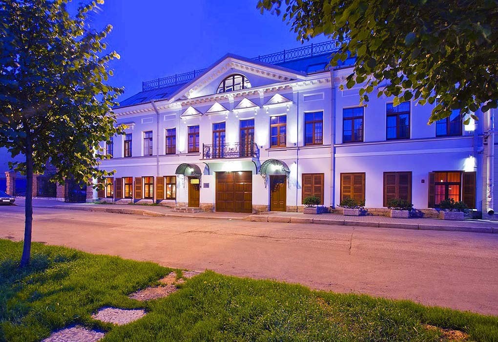 Гостиница "Александр Хаус" |
