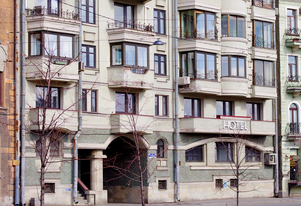 Отель "Симпл Бон Вояж" |