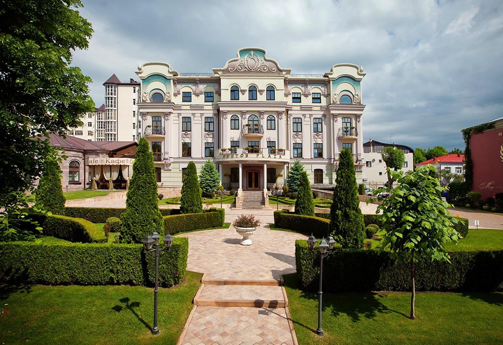 Отель "Pontos Plaza Hotel" | 