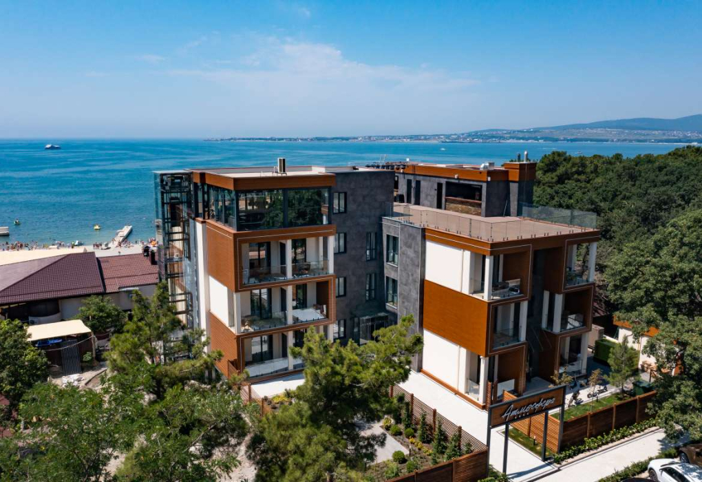 Отель Атмосфера на Мира 4*, Геленджик, цены от 5000 руб. 101Hotels.com