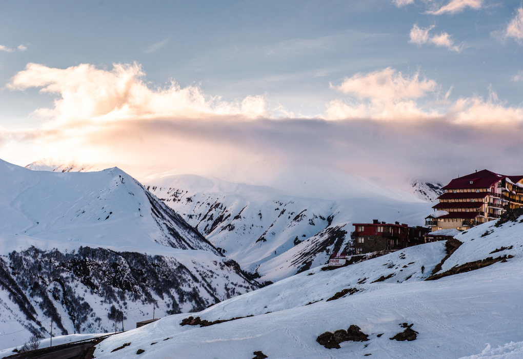 "На горнолыжных склонах Кавказа: Гудаури - Мамисон", тур на 9 дней (3 ночи в Мамисоне или Цее) | 